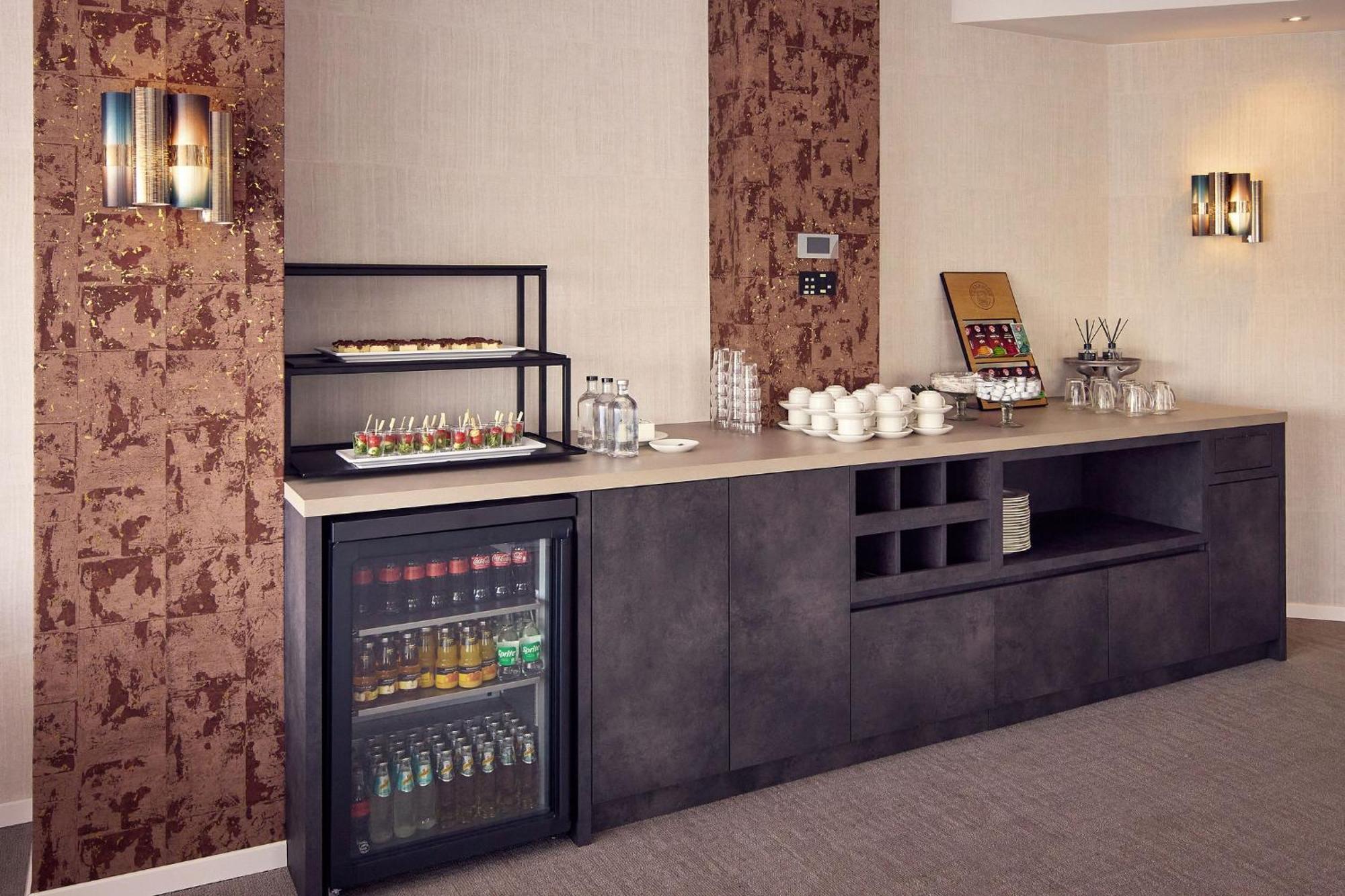 Der Valk Hotel 4*
